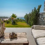 Villa Aelia Paros Beachfront Chrisi Akti (Paros)