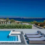 Aelia Paros Beachfront Villa *