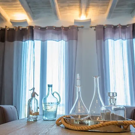 Aelia Paros Beachfront Villa *