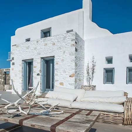 Aelia Paros Beachfront * Chrisi Akti (Paros)