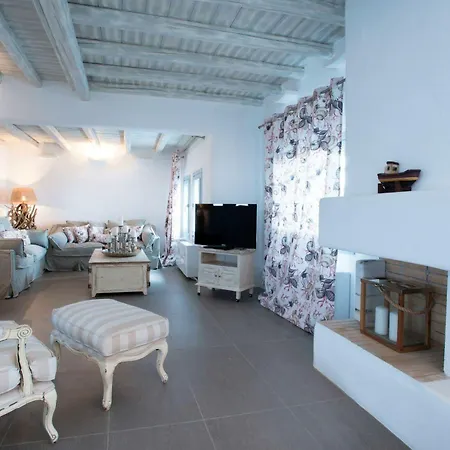 Villa Aelia Paros Beachfront Chrisi Akti (Paros)