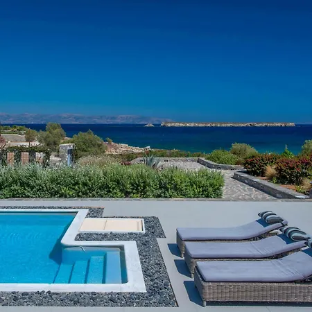 Aelia Paros Beachfront Villa *