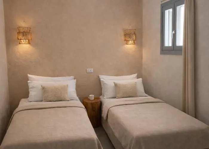 Aelia Paros Beachfront Vila